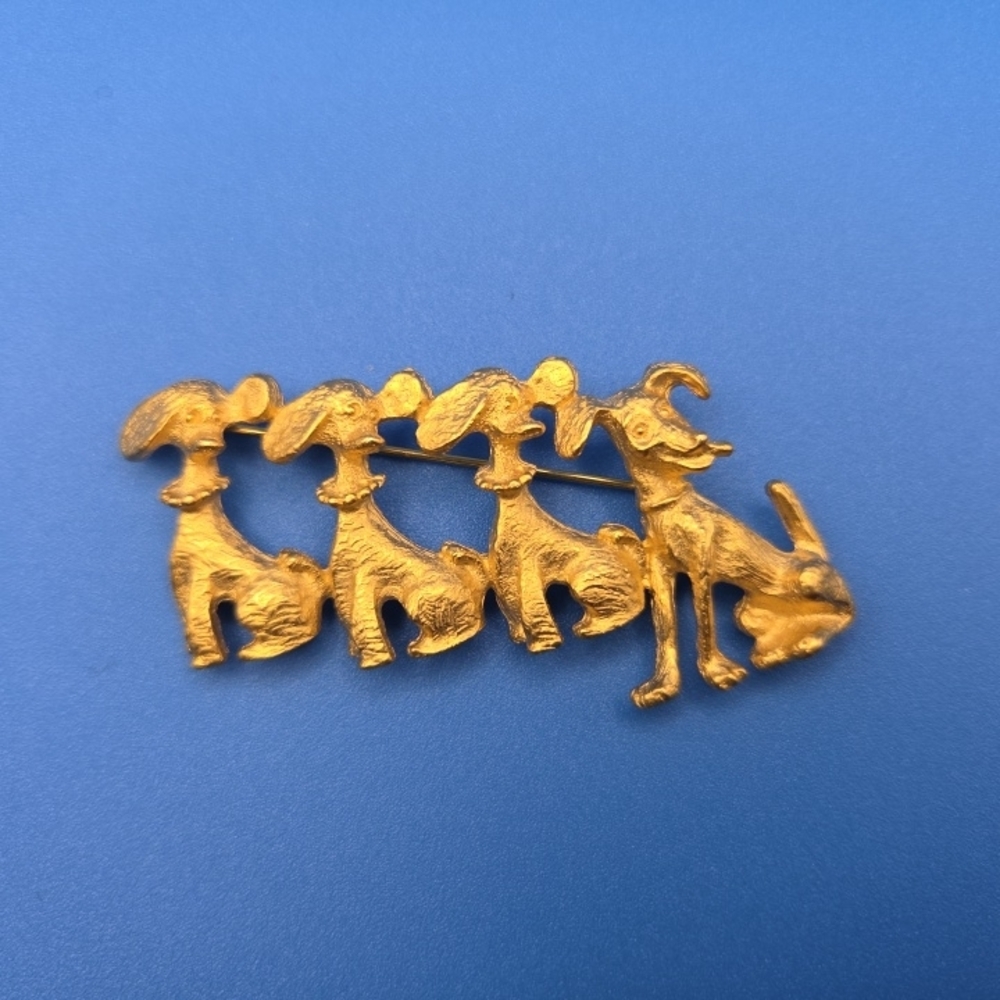 Gold Tone Puppy Dog Brooch Pin - Picture 2 of 11